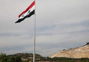 پرچم سوریه در اردوگاه یرموک به اهتزاز درآمد