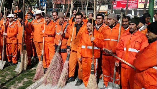 تجلیل از کارگران شهرداری کرمان