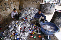 پاکسازی رودخانه کن توسط ورزشکاران