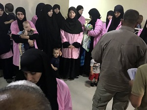 حکم حبس ابد برای 19 زن روسی به جرم عضویت در داعش+ تصاویر