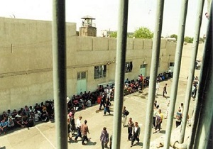 تلاش برای کاهش تردد مراجعین به دفاتر زندان‌ها