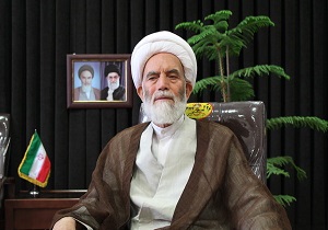 مسئولین عقیدتی افسران جنگ نرم هستند