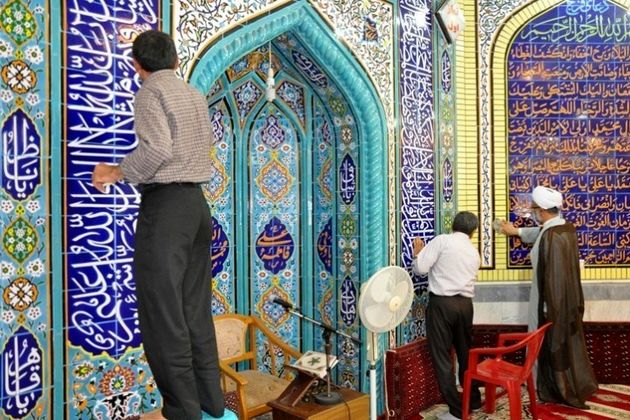 عطرافشانی مساجد زنجان در آستانه ماه رمضان