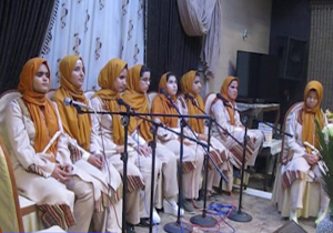 سرود دختران نابینا به مناسبت هفته معلم در کاشان + فیلم