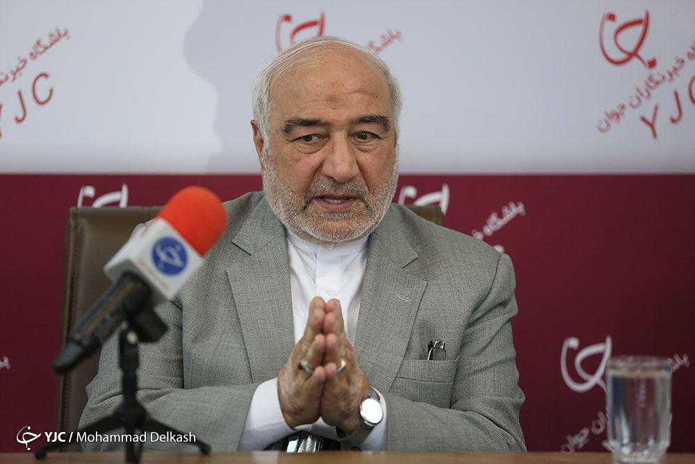 عابدینی: آمدن پیونگ یانگ به پای میز مذاکره با آمریکا به معنای تغییر مواضعش نیست/ منصوری: کره شمالی به چماق چین در مقابل آمریکا تبدیل شده است عابدینی: آمدن پیونگ یانگ به پای میز مذاکره با آمریکا به معنای تغییر مواضعش نیست/ منصوری: کره شمالی به چماق چین در مقابل آمریکا تبدیل شده است