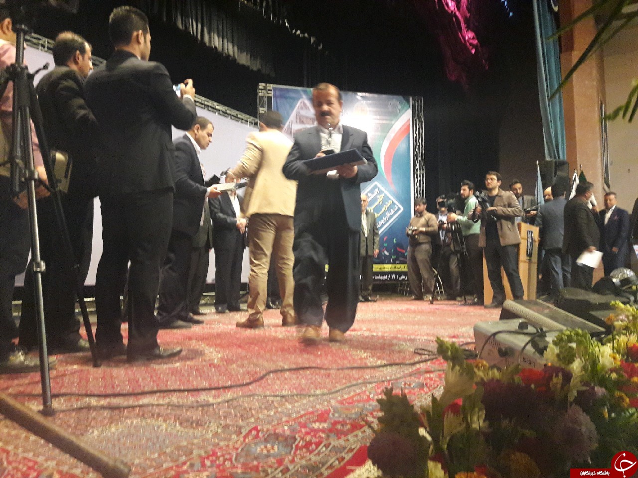 برگزاری بیستمین جشنواره مجمع خیرین مدرسه ساز استان