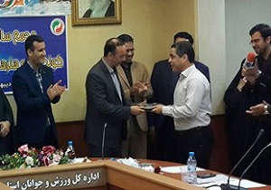 ازقهرمانان وچهره های برترکونگ فو و هنرهای رزمی قم تجلیل شد
