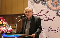 آموزش در مقاطع تحصیلات تکمیلی از نظر کیفی افزایش یابد