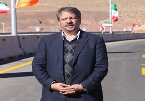 ۲۰ هزار کیلومتر بزرگراه و راه اصلی در کشور در دست ساخت است