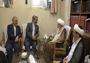 آمريکا جرات درگيری مستقيم با ايران را ندارد/ تلاش برای ثبات اقتصادی کشور