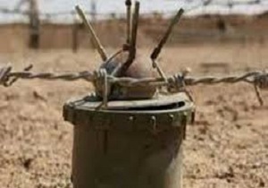 مصدوم شدن دو تن بر اثر برخورد بیل مکانیکی با مین