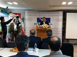تولید داروهای درمان و پیشگیری از ایدز در دنیا کم نظیر است