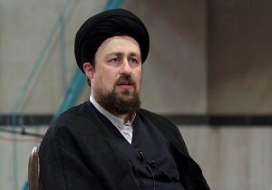 عزّت بزرگترین دستاورد انقلاب اسلامی ایرن/ شوراها نماد مردم سالاری هستند