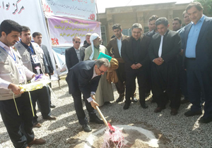 کلنگ زنی ۲ مجتمع توانبخشی در شهرستان ثلاث باباجانی