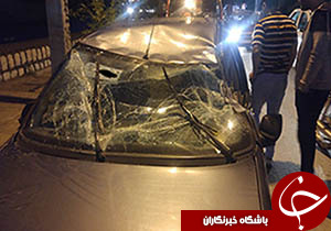 مصدومیت دونفر براثر واژگونی خودرو پژو در زیر پل انقلاب خرم آباد+عکس