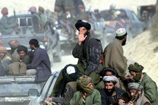 تهاجم گسترده طالبان به ولسوالی &laquo;شهرک&raquo; ولایت غور