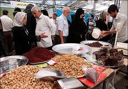برپایی  نمایشگاه طرح ضیافت در همدان