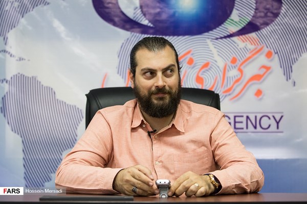 بعد از ماه عسلم به ایران آمدم/جدا شدن از حاتمی&zwnj;کیا مثل مرگ، تلخ بود/حزب&zwnj;الله مانند سپر از لبنان دفاع می&zwnj;کند