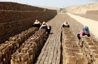 گره‌ کورکارگاه‌های آجرپزی شاهین‌شهر /نابودی 2هزار هکتار زمین کشاورزی این شهرستان
