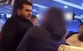 لحظه رسوایی مرد خائن مقابل چشمان همسرش! +فیلم