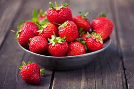 خواص شگفت&zwnj;انگیز توت فرنگی برای پوست