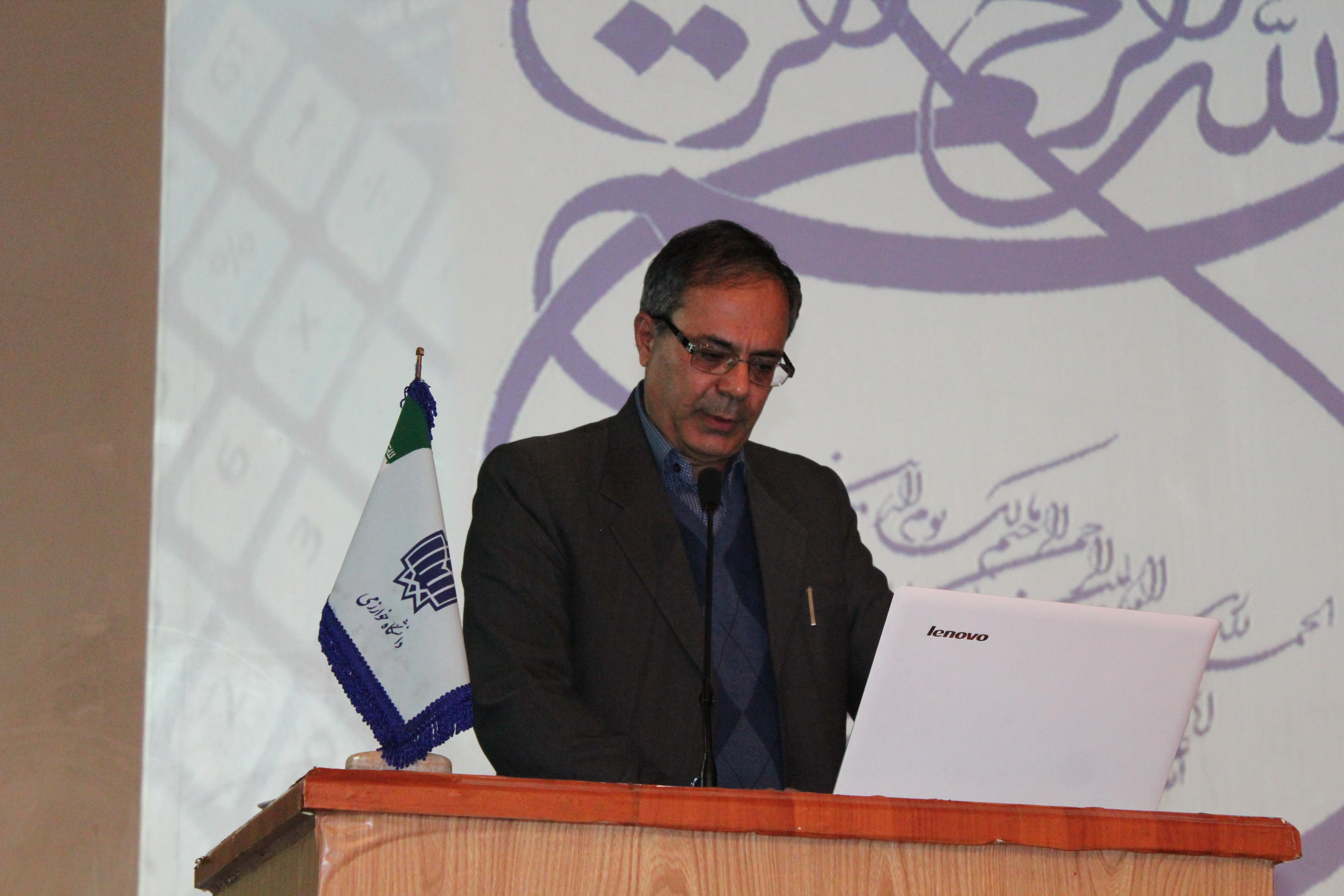 استاد عبدالهی نگاهی عمیق به مسائل و مشکلات جامعه داشت