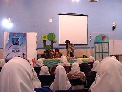 بهره برداری از مرکز سیار کانون پرورش فکری کودکان رودبارجنوب