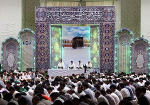 ترتیل خوانی قرآن کریم در ۵ نقطه از شهر همدان