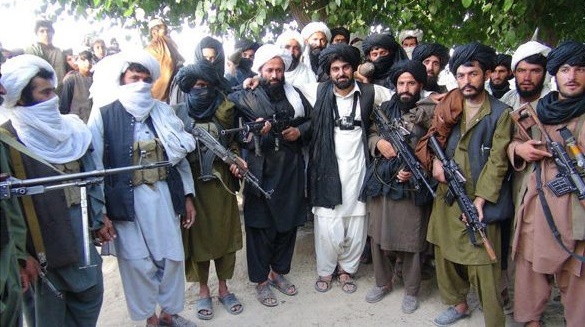 مقام&zwnj;های امنیتی غور تایید می&zwnj;کنند که روستای خواجه&zwnj;گان در این ولایت، بدون درگیری به دست طالبان مسلح، عصر روز یک&zwnj;شنبه سقوط کرده است.