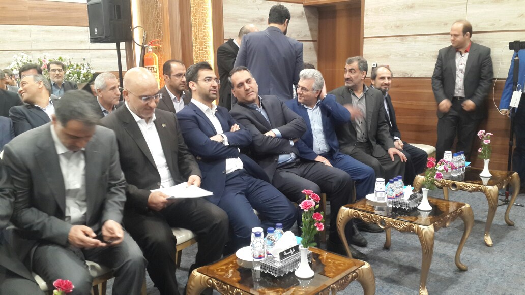 در برخی مناطق که موبایل 4G است مردم یک سال در نوبت تلفن ثابت می&zwnj;مانند/ استراتژی توسعه ارتباطات روستایی در حال تغییر است