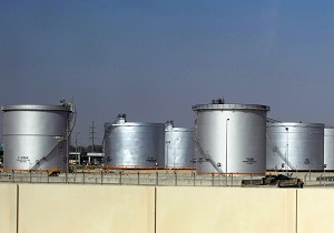 حمله موشکی ارتش یمن به تاسیسات نفتی «آرامکو» در عربستان