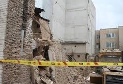 فرو ریختن ساختمانی در مشهد به دلیل گودبرداری غیراصولی