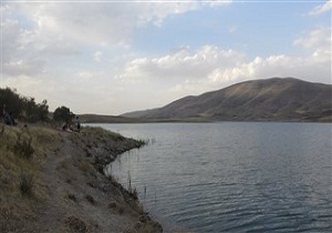 اجرای ۳۵ کیلومتر خط انتقال آب از سد کلان به ملایر