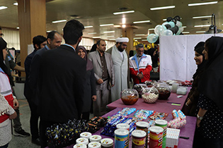 برپایی سیزدهمین بازارچه خیریه کانون دانشجویی هلال احمر دانشگاه صنعتی اصفهان