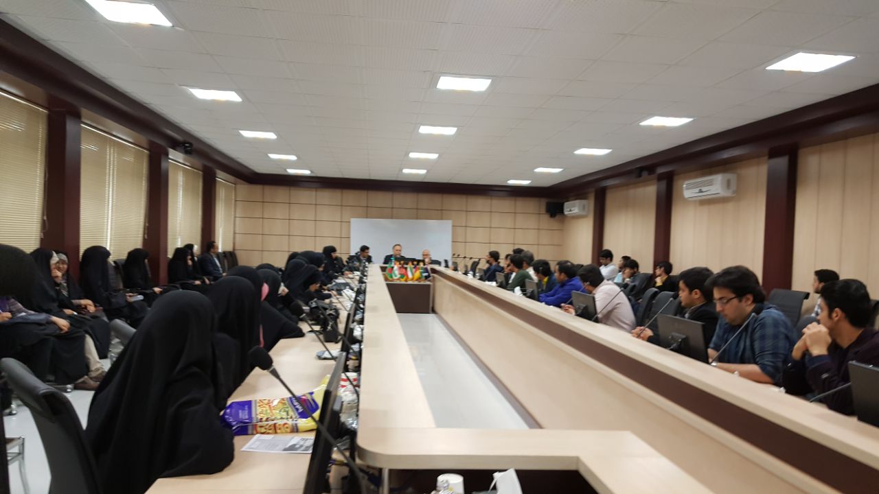 نشست دانشجویی بزم اندیشه در دانشگاه فردوسی برگزار شد