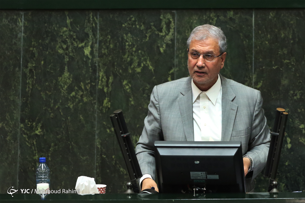 شهریاری از توضیحات وزیر کار قانع شد