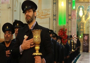 برگزاری آئین اذن خدمت و خطبه‌خوانی خادمان در حرم کریمه اهل‌بیت(س)
