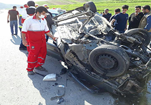 سقوط پژو ۴۰۵ به دره در الیگودرز یک کشته برجا گذاشت