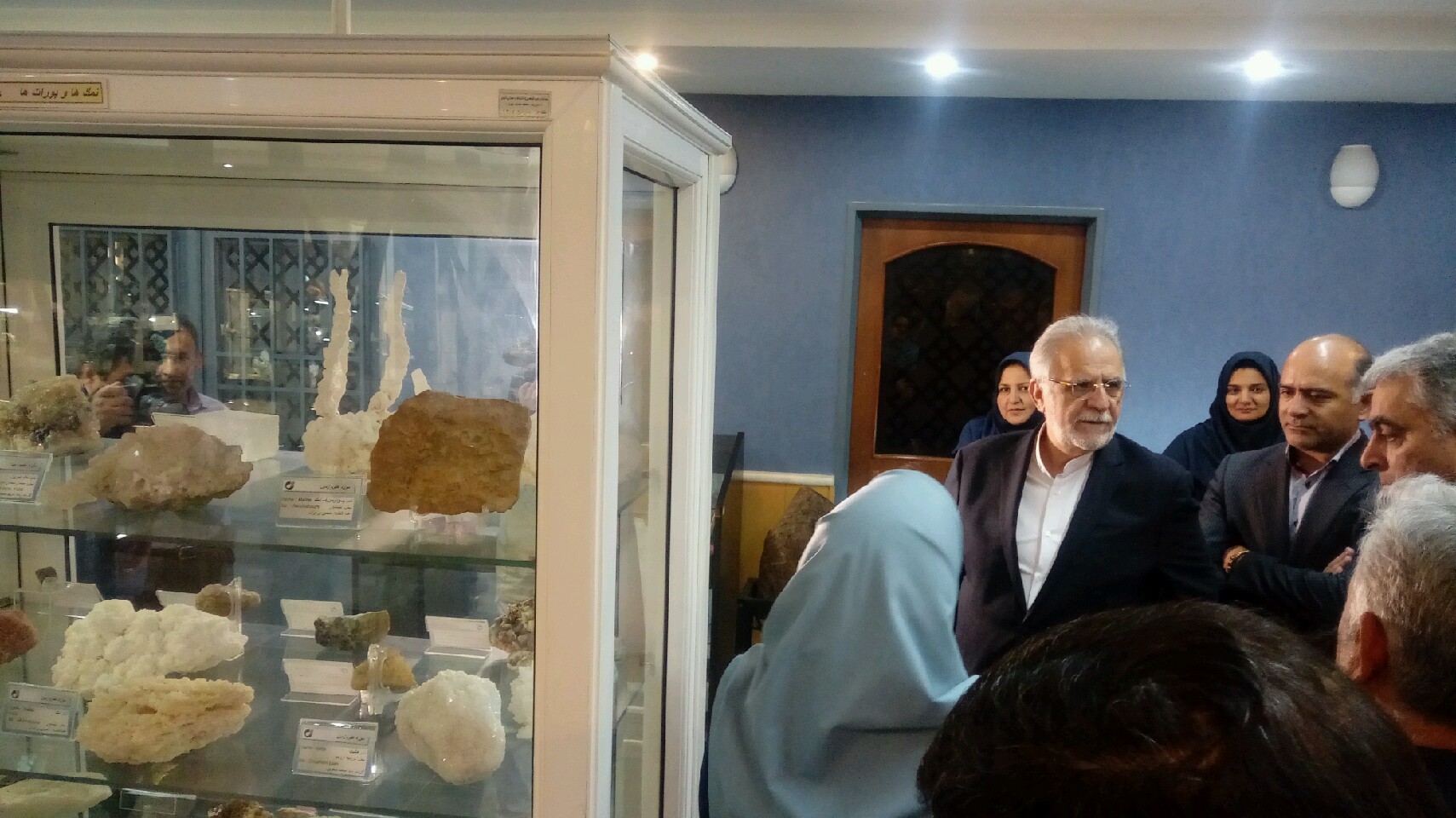 بازدید معاون وزیر صنعت از طرح پارک موزه علوم زمین در مشهد