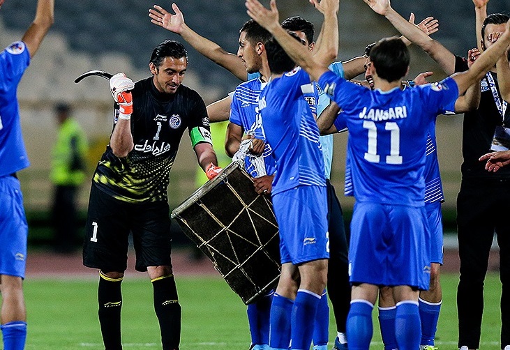 خارجى هاى استقلال ایران را ترک مى کنند