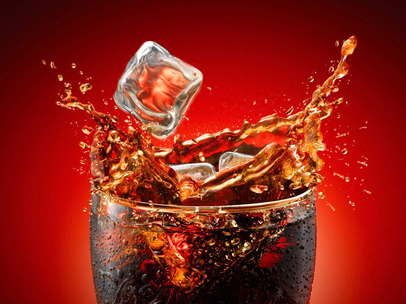 خطری نهفته در نوشابه و مواد قندی!