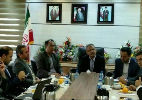 زیر ساخت&zwnj;های ارتباطی شهرستان جم برطرف شود