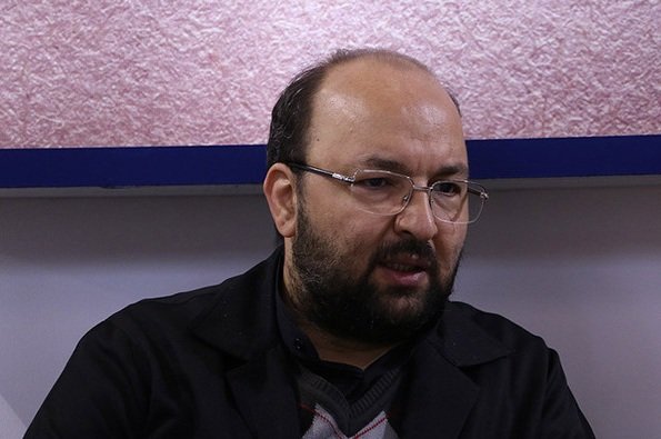 روحانی نباید نسبت به جابه‌جایی مدیران بی انگیزه تعلل کند/عمل باید جایگزین شعار شود