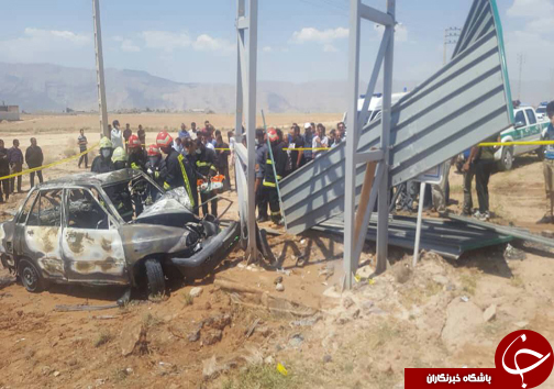 مرگ راننده در برخورد خودرو با تابلو کنار خیابان