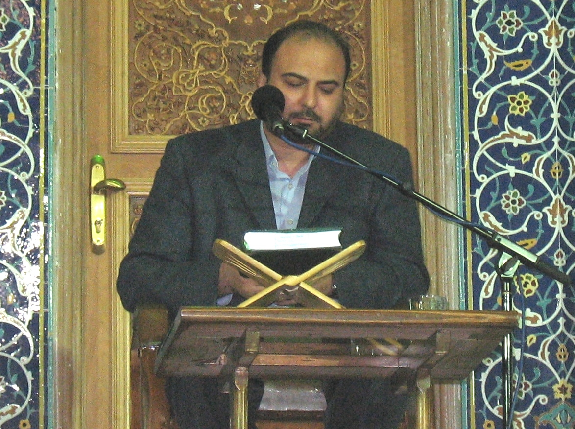 تلاوت مجلسی آیات 1-23 سوره زاریات توسط عباس امام جمعه