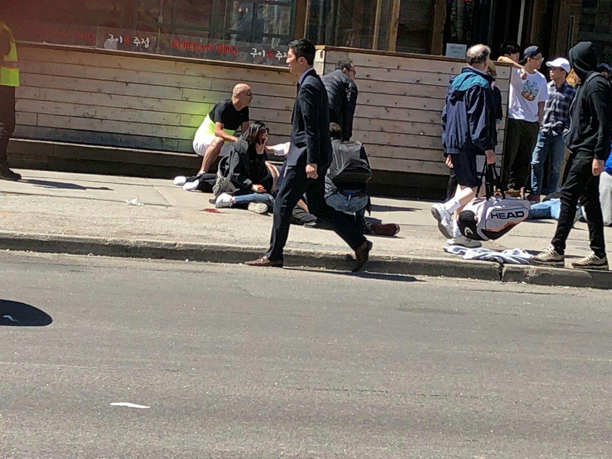 حمله با خودرو به عابران پیاده مقابل یک صرافی ایرانی در تورنتو