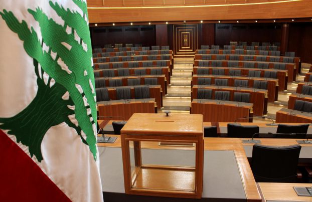 سناریوهای پیش روی اولین انتخابات پارلمانی لبنان با قانون جدید/ سعودی&zwnj;ها حریری را مجبور به ائتلاف کردند
