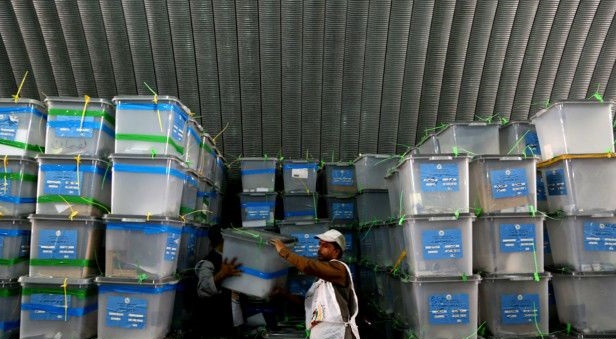 دولت افغانستان&nbsp;طرح&nbsp;کوچک کردن حوزه&zwnj;های انتخاباتی را رد کرد