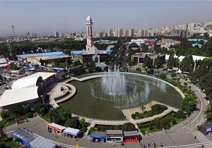 اعتراض مسجد جامعی به برگزاری نمایشگاه خودرو در تهران/ قول هاشمی برای پیگیری موضوع
