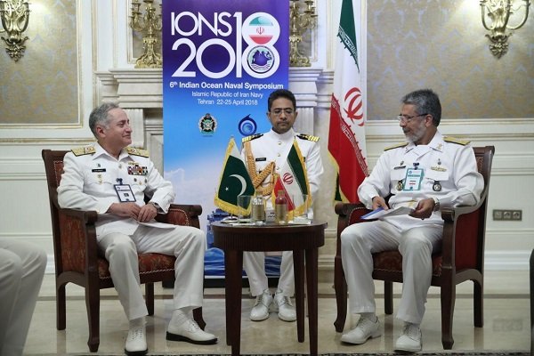 باید به دشمن اجازه داد هرگونه که می&zwnj;خواهد در مورد ما فکر کند